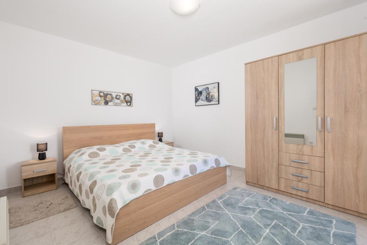 Apartments Vilma Opatija Luaran gambar